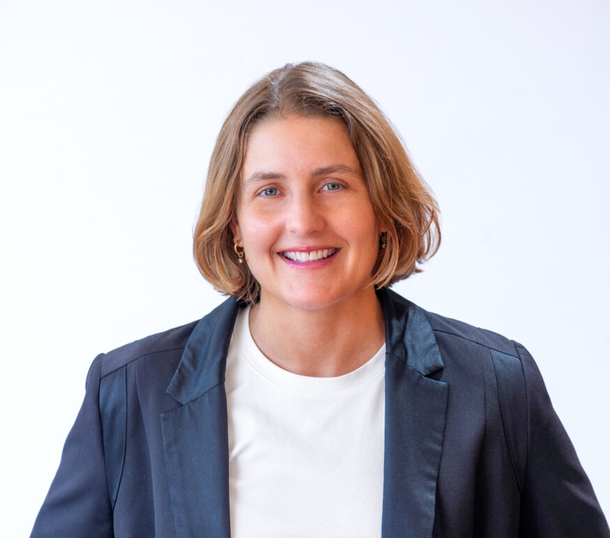 Profile photo for Laura Barnett